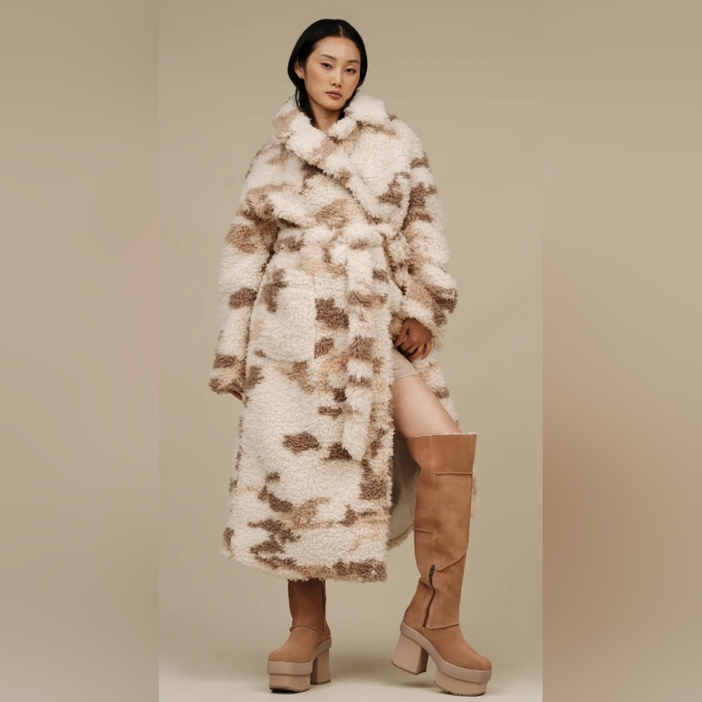 UGG NEW HEIGHTS PLATFORM XTRA BOOTS Chestnut Color Size 7.5, 8 NWOB